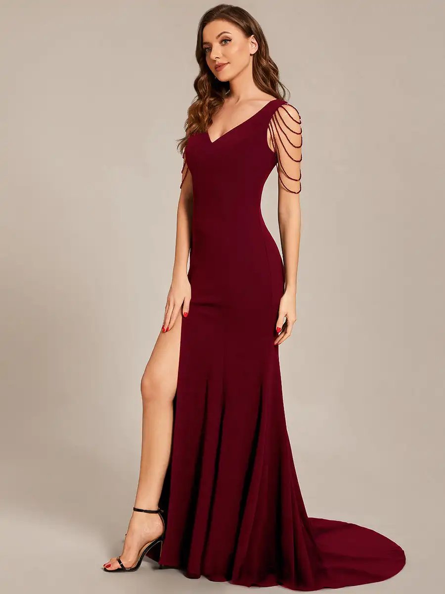 Elegant Evening Dresses Maxi Long Deep V Neck Sleeveless Beaded Beadwork 2024 Ever Pretty of Burgundy Shiny Bridesmaid Dress