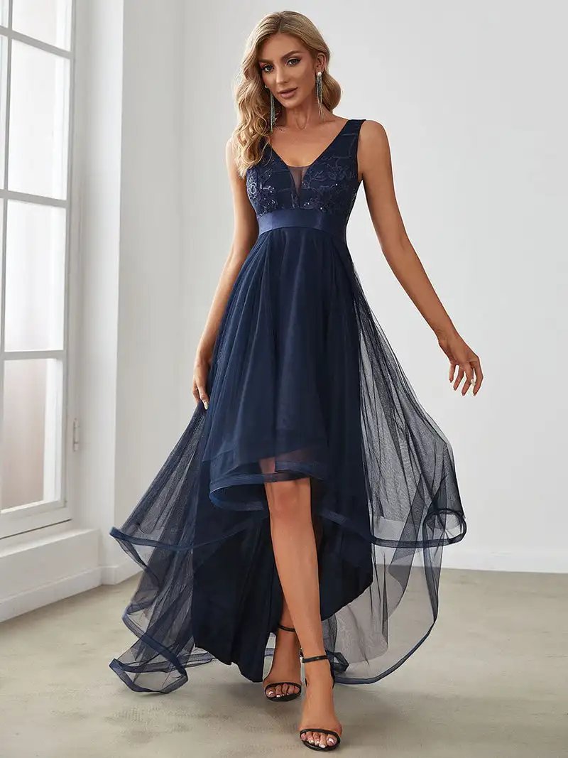 Elegant Evening Dresses Sleeveless High-Low V Neck Tulle 2024 Ever pretty of Prom Dresses with Navy Blue Sequin Appliques Gown